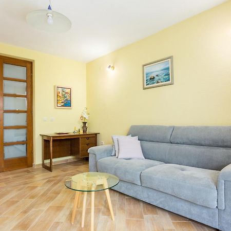 Apartments With A Parking Space Kastel Stari, Kastela - 20999 Δωμάτιο φωτογραφία