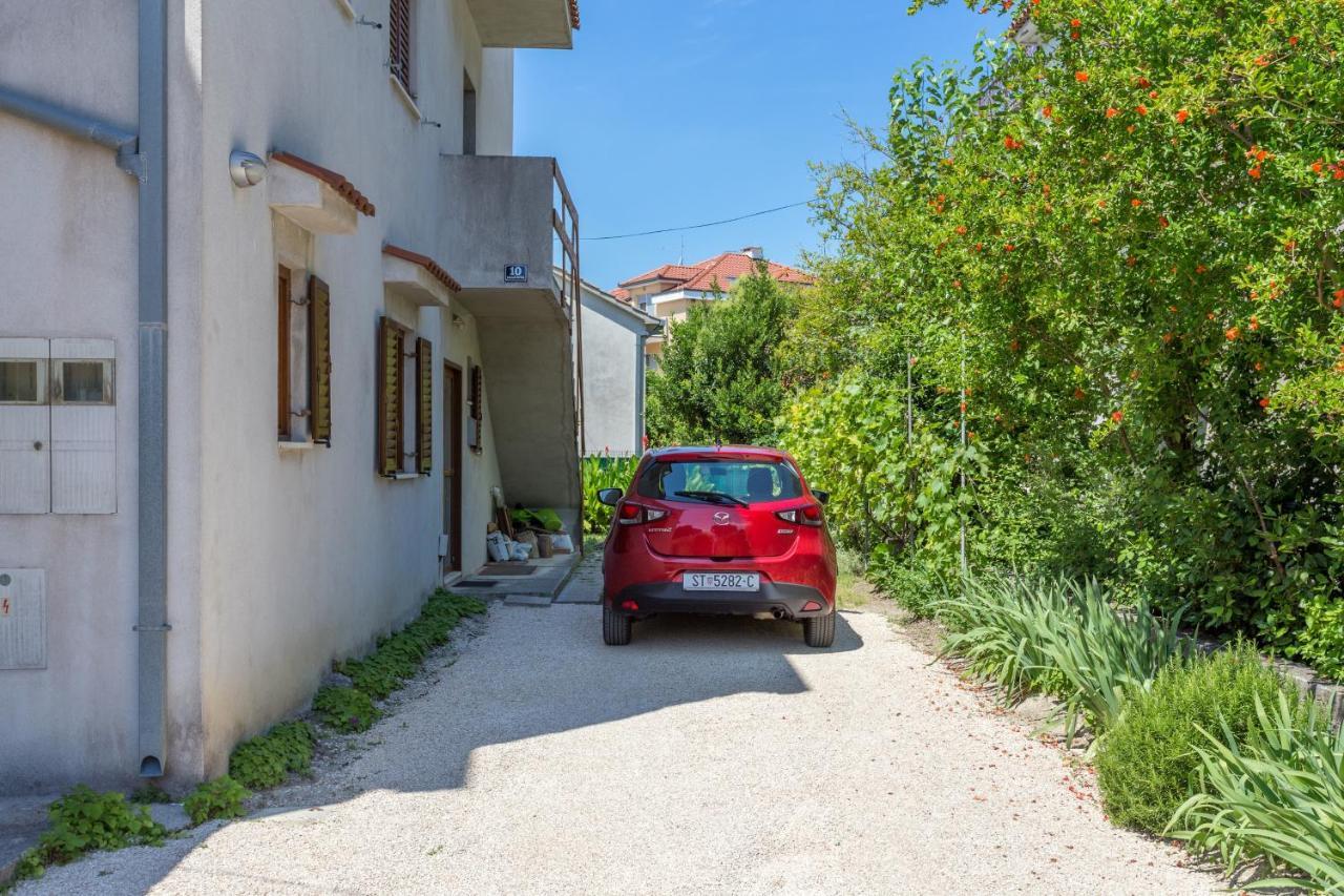 Apartments With A Parking Space Kastel Stari, Kastela - 20999 Εξωτερικό φωτογραφία